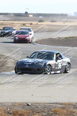 media/Nov-17-2024-CalClub SCCA (Sun) [[5252d9c58e]]/Group 4/Race (Off Ramp)/